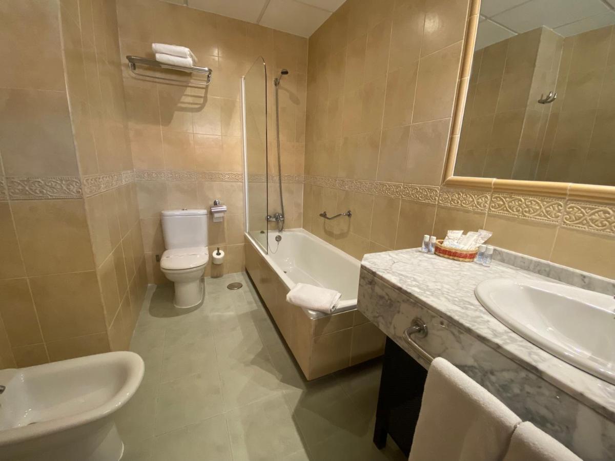 Hotel Equo Aranjuez Luaran gambar