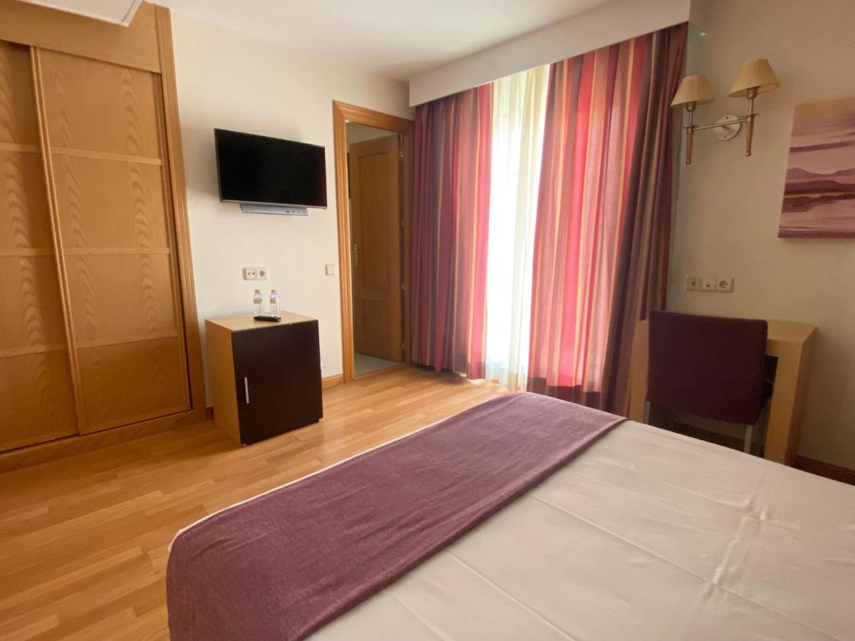 Hotel Equo Aranjuez Luaran gambar